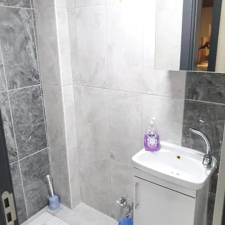 Mukemmel Konum'da Lux Dairede Konaklama *