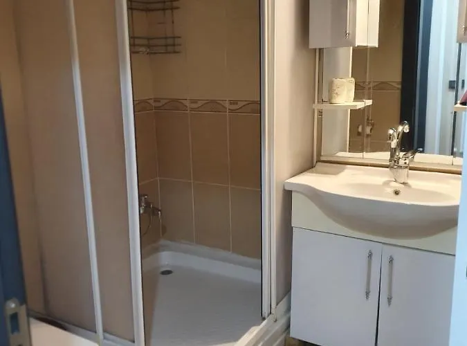 Pensión Mükemmel Konum'da Lüx Dairede 3*